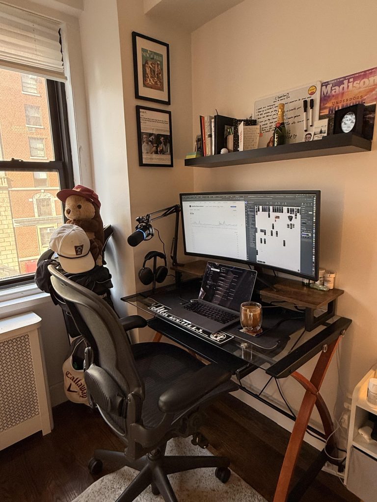 How to Build a Modern Desk for Your Home Office